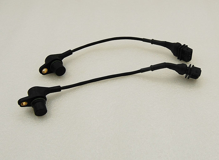 沃尔沃210曲轴凸轮轴传感器