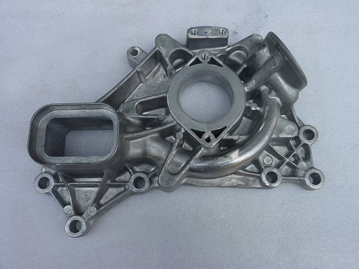 二手发动机配件